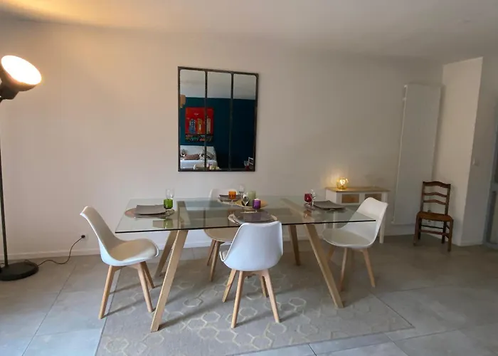 بيت للعطل Family