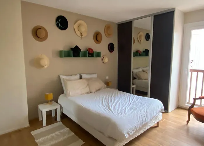 بيت للعطل Family